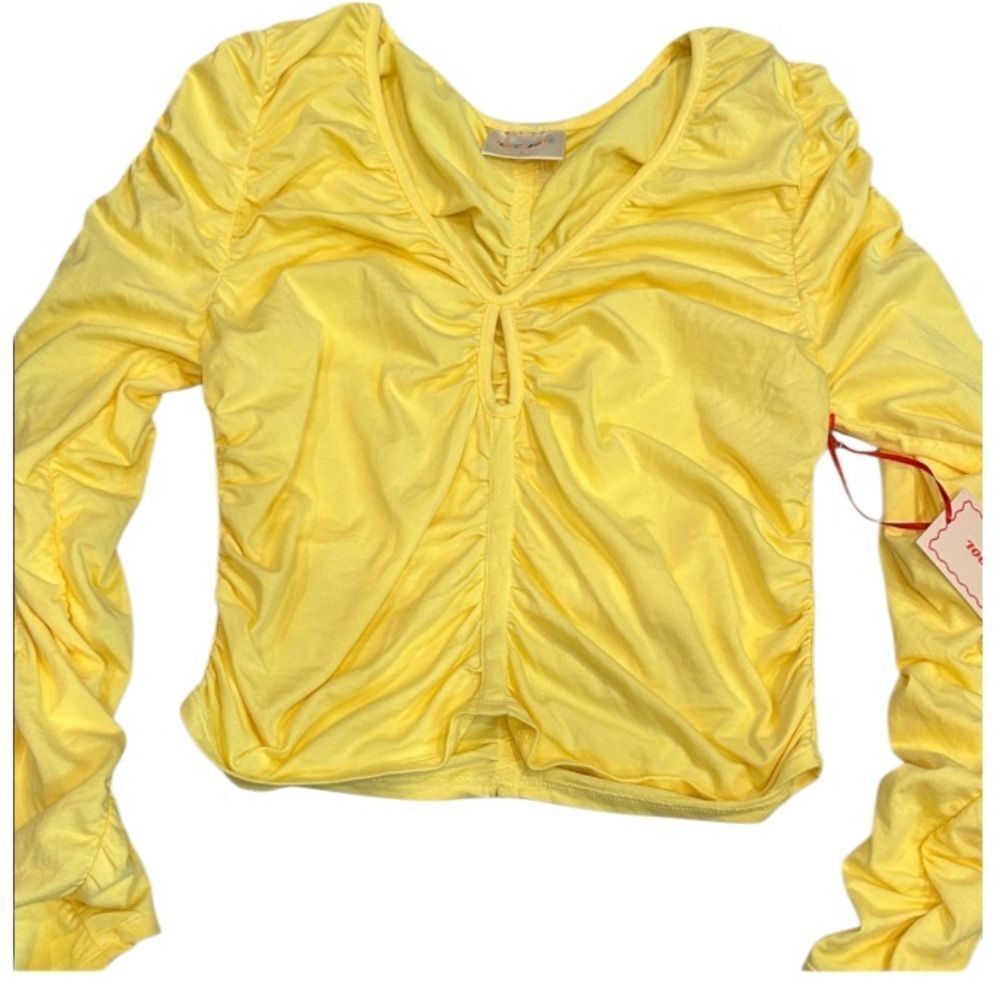 Love fool yellow ruched front long-sleeve top  large
